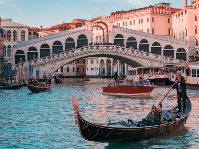 Rialto Bridge, Venice Italy