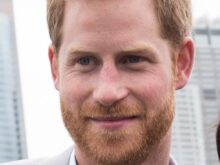 Přestože mu bylo teprve 12 let, měl výslovně zakázáno plakat na pohřbu své matky: Princ Harry ve své knize odhalí další šokující přiznání