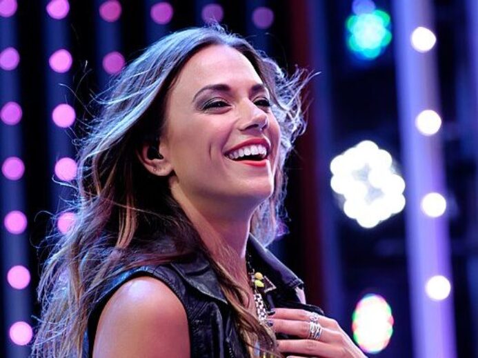 Jana Kramer at 5 Towers on Universal Citywalk