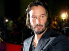 Dary charitě, cestování metrem a k obědu sendvič? Skromný život a dobré skutky slavného Johna Wicka vás překvapí!