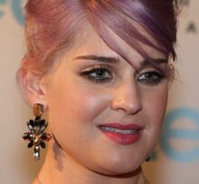 Kelly Osbourne v tajnosti porodila své první dítě