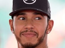 Lewis_Hamilton_2016_Malaysia_2, Wikimedia Commons 4.0