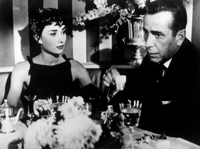 Audrey Hepburn ve filmu Sabrina v šatech od Givenchyho