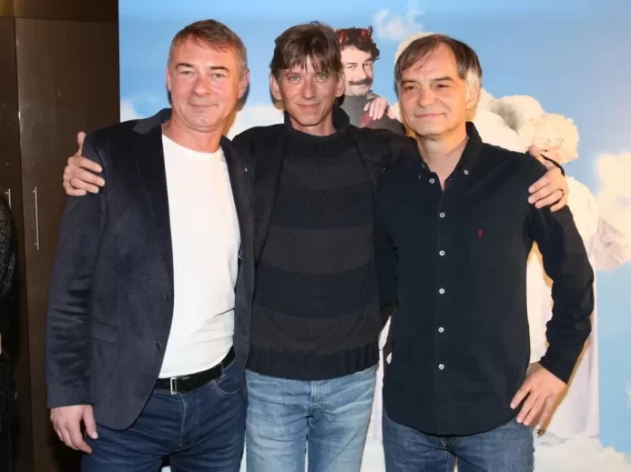 Hlavní protagonisté filmu Anděl Páně 2 spolu s režisérem.