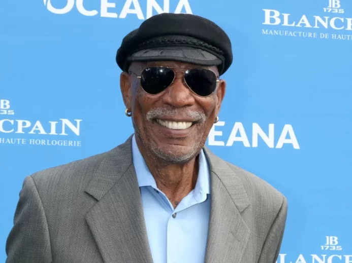 Na úspěch není nikdy pozdě - Morgan Freeman.