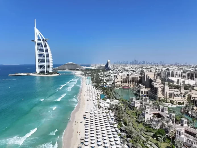 Pobřeží v Dubaji