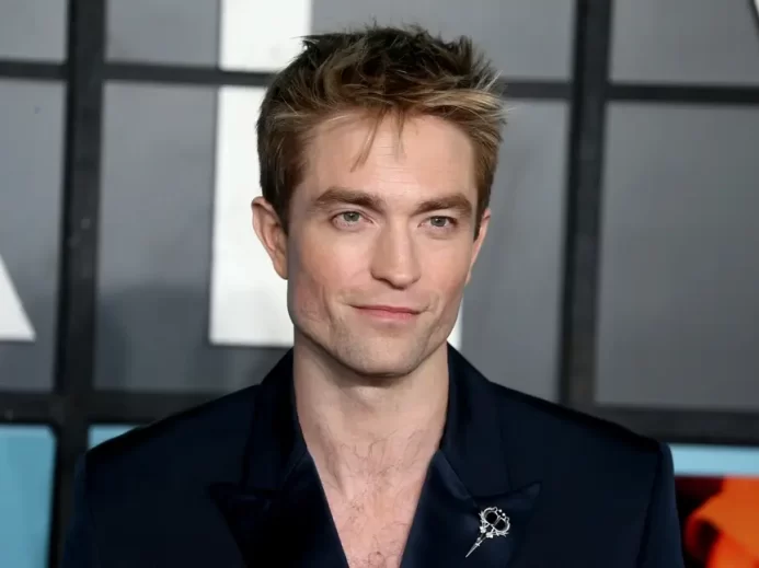 Robert Pattinson