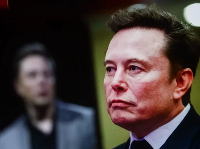 Elon Musk čelí v poslední době kritikám za své postoje.