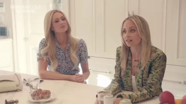 Celebrity Paris Hilton a Nicole Richie