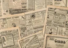 Stránky novin se starožitnou reklamou. Vintage módní časopis pro ženy