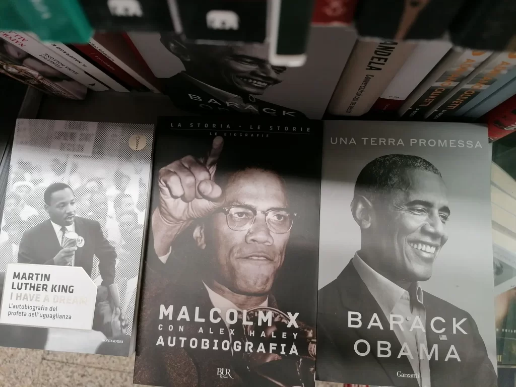 Tři biografické knihy významných osobností afroamerických dějin – Martina Luthera Kinga, Malcolma X a Baracka Obamy