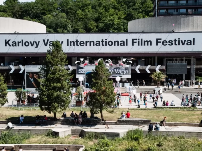 Hotel Thermal v Karlových Varech v době pořádání filmového festivalu