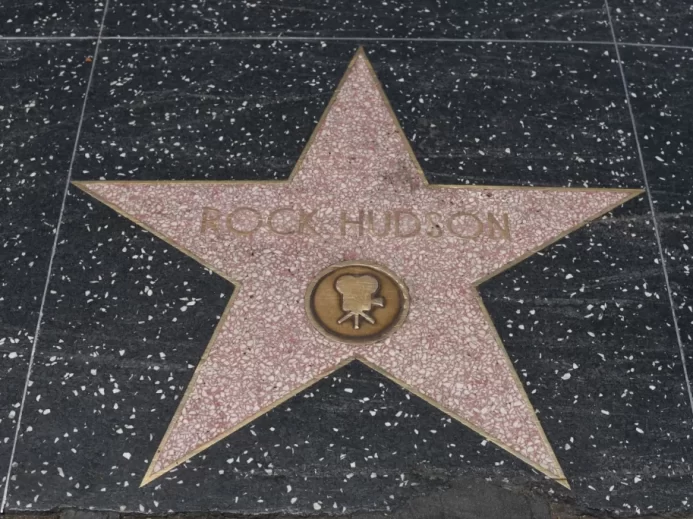 Hvězda herce Rocka Hudsona na americkém chodníku slávy.