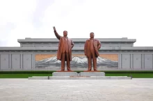 Severní Korea Kim Čong socha