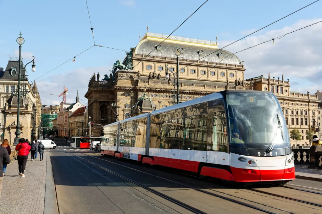 V Národním divadle se tehdy hrálo jinak než dnes