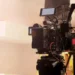 Profesionální kameraman na filmovém setu