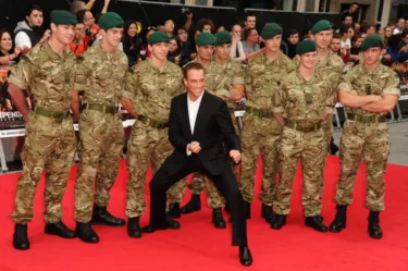 Legendární Jean Claude Van Damme v Cannes se už dnes neukazuje.