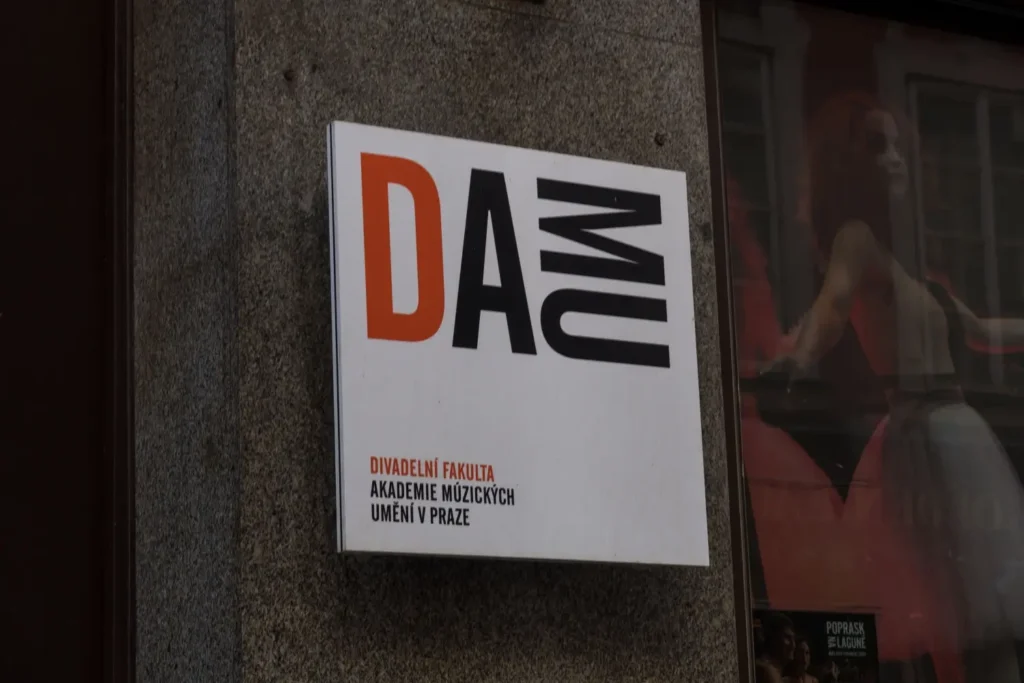 - VIPshow Cedule Divadelní fakulty Akademie múzických umění v Praze