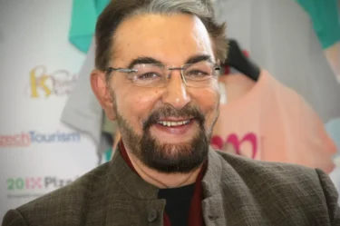 Kabir Bedi, PLZEŇ