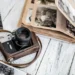 Starý fotoaparát a fotoalbum