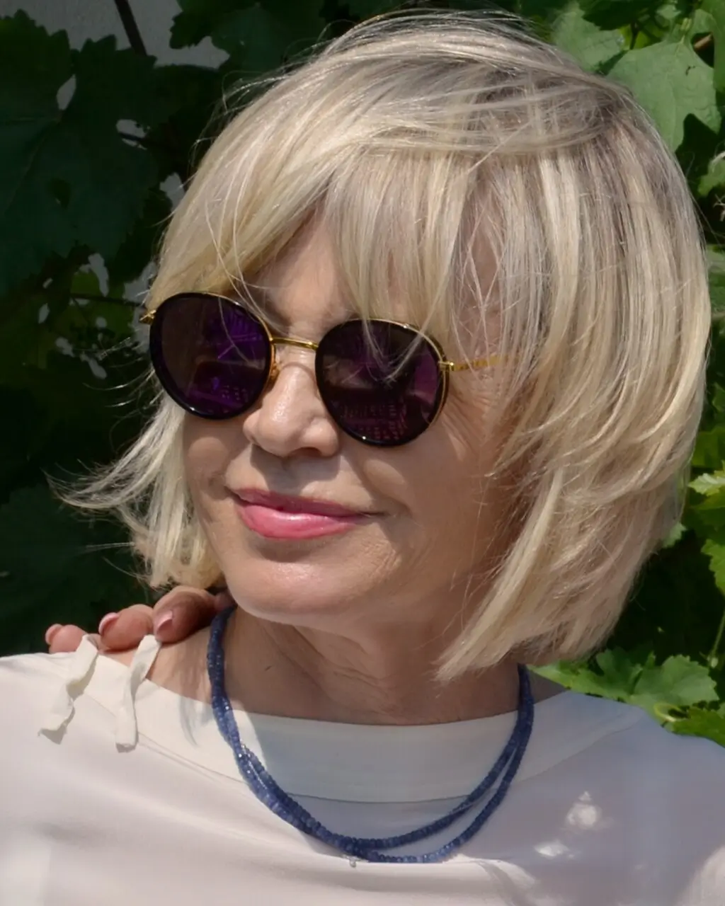 - VIPshow Jana Švandová ve slunečních brýlích