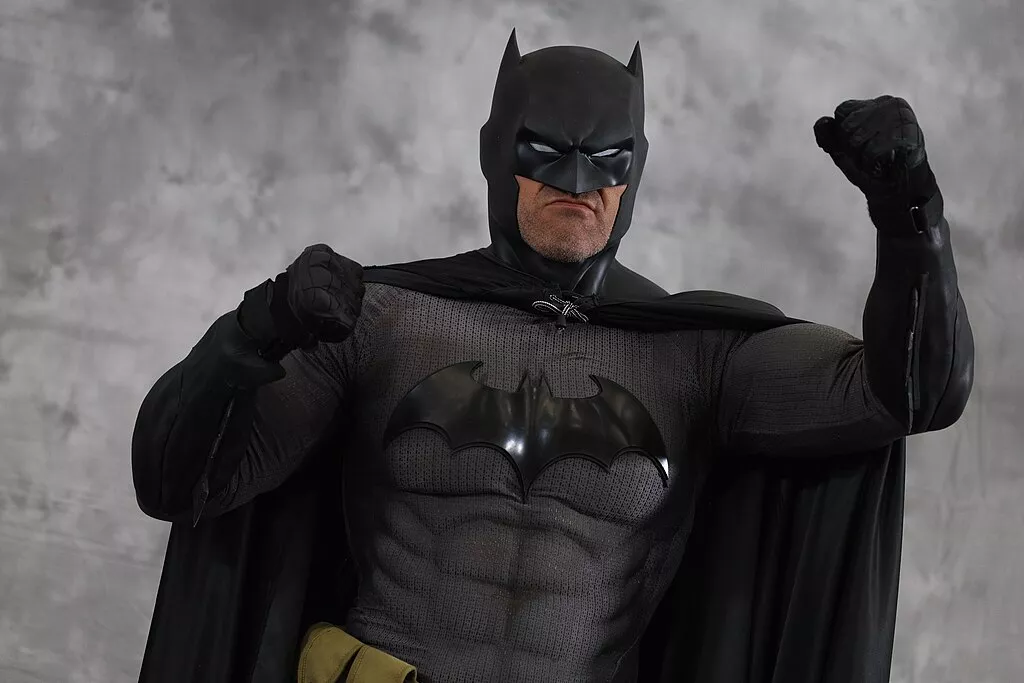 Náročný filmový kvíz: Uhádněte slavného hollywoodského herce ukrytého pod maskou. Sedmá otázka představuje největší výzvu.