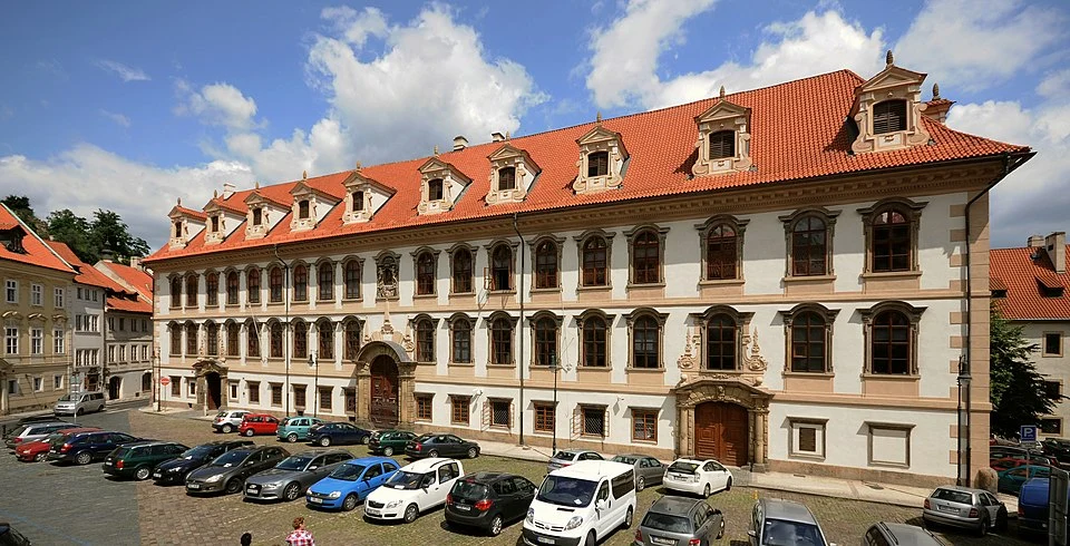 Valdštejnský palác