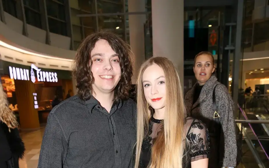 Syn Filipa Blažka a Lucie Benešové je příjemnější verzí svého otce z mládí. Ovšem jeho jméno je poněkud podivné.