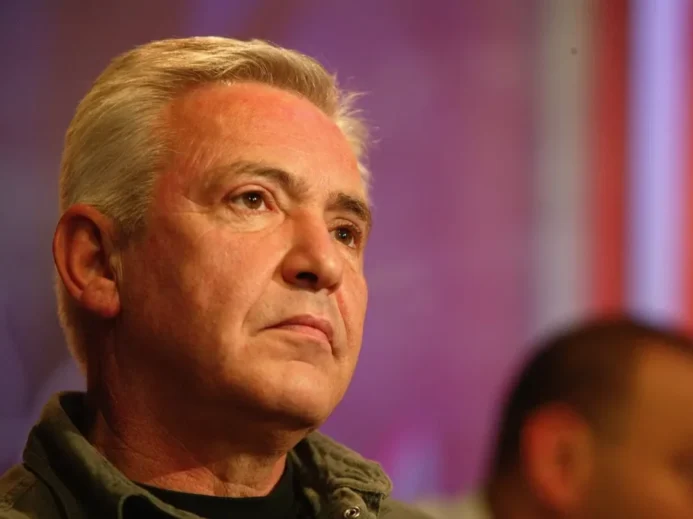 Milan Pitkin ve studiu při natáčení zábavního pořadu