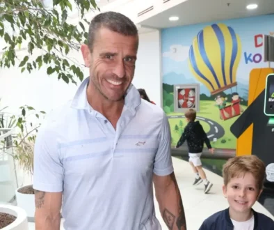 Robert Rosenberg s mladším synem Rockym.