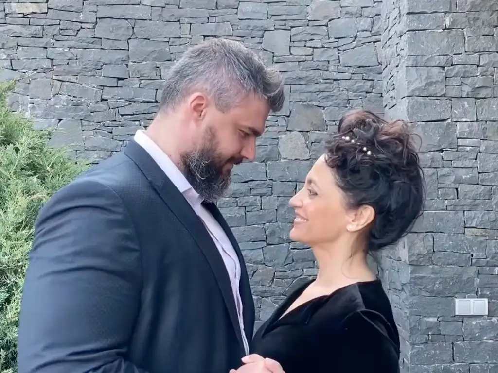 VIPshow Lucie Bílá a Radek Filipi se dívají jeden druhému do očí