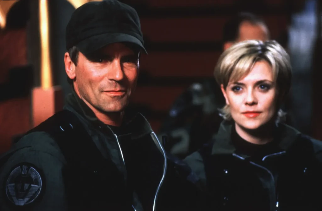- VIPshow Plukovník Jack O'Neill a důstojnice Samantha Carter.