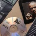 Sbírka předmětů z filmu Kmotr, CD, fotky, seznam
