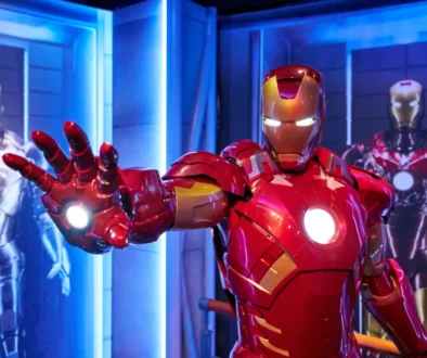 Iron Man v typickém červeném brnění