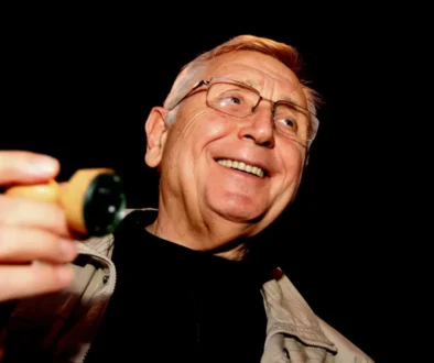 Režisér Jiří Menzel vytvořil několik kultovních filmů.