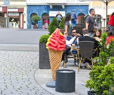 Ceny na KVIFF 2026 některé návštěvníky možná odradí.