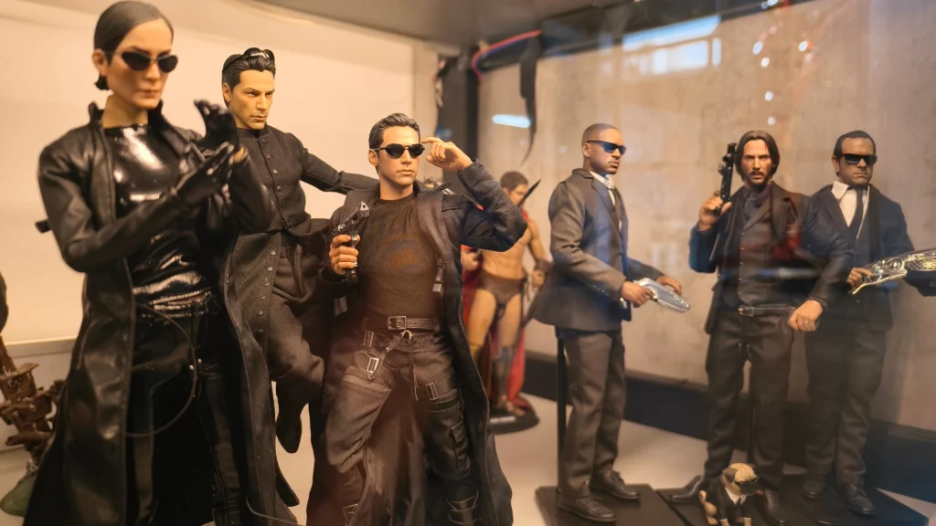 Neo a Trinity jako sběratelské figurky ze série Matrix