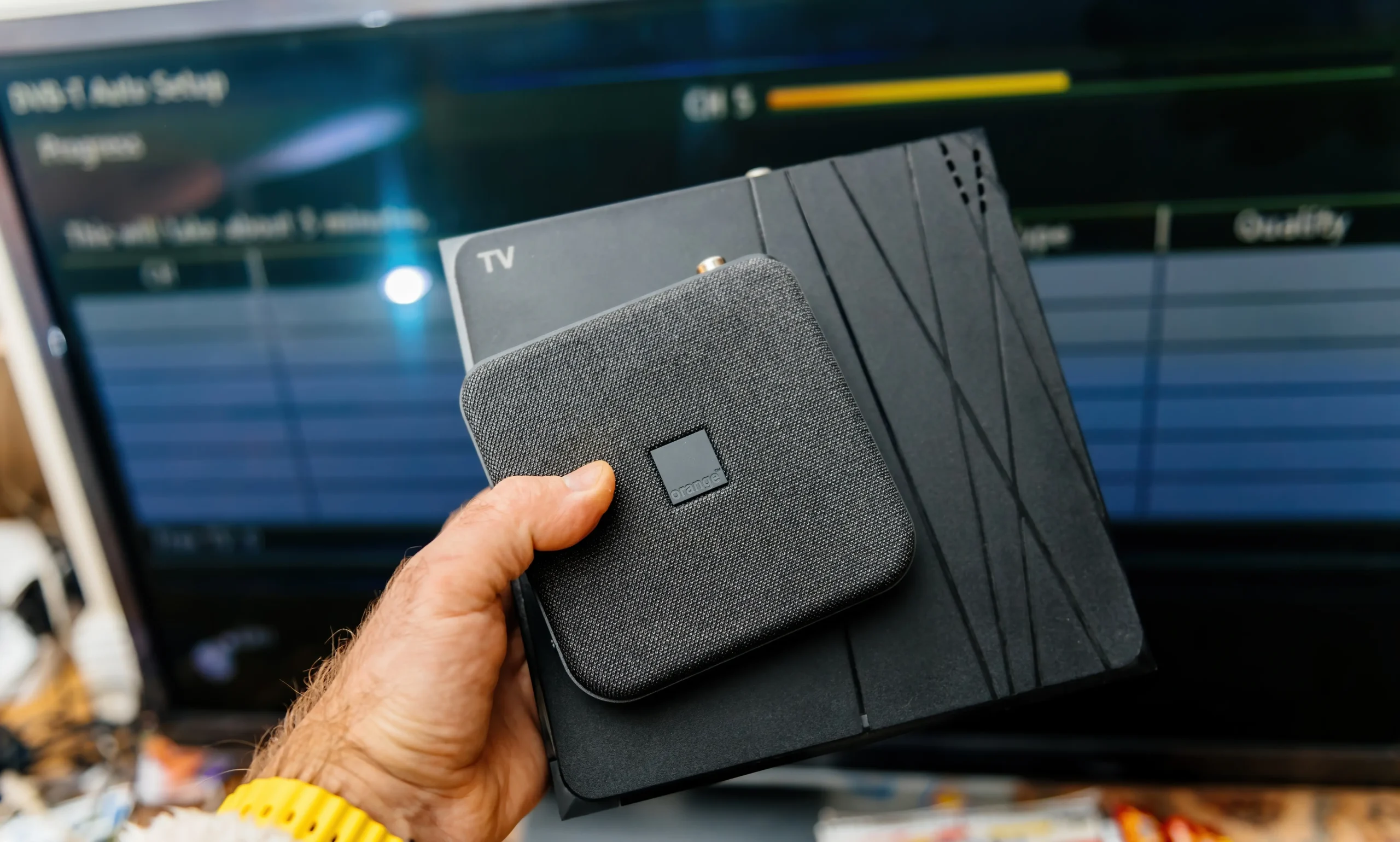 Díky set-top boxu nepotřebujete Smart tv, ani internetové připojení.